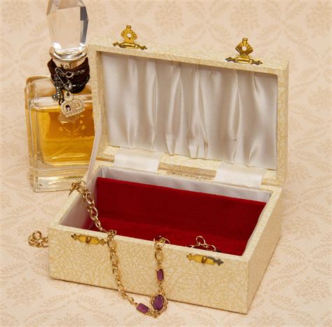 Cream Faux Leather Vintage Jewellery Box Red Velvet White Satin Lined