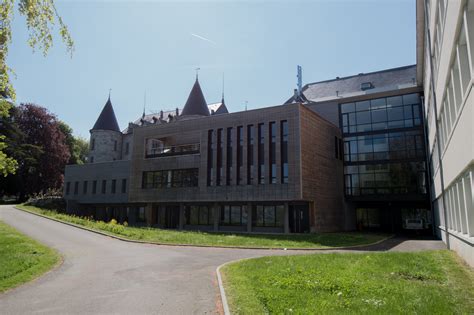 Lycée Anna de Noailles  Evian