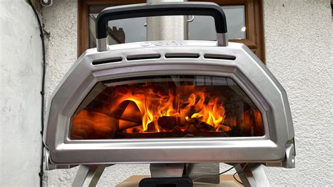 Ooni Karu 16 Multi Fuel Pizza Oven Review Techradar