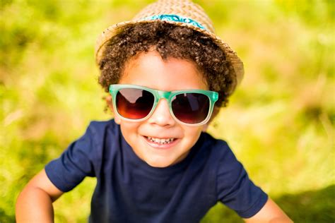 Southwest Health The Benefits Of Wearing Sunglasses