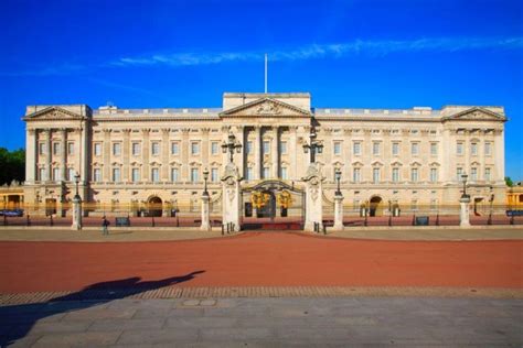 Exploring The Majestic Realm Buckingham Palace