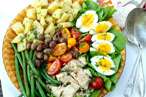 Julias Salad Niçoise Mixed Greens Blog