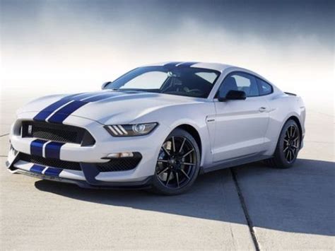 Three years after the gt was first unveiled, the supercar is still notoriously hard to get. 2017 Ford Mustang GT Price, Specs, for the Super Road Car ...