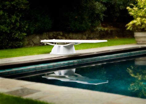 Salt Jump Stand With 6 Frontier Iii Taupe Diving Board 68 211 59610