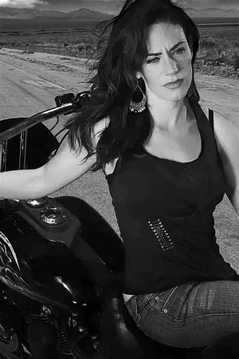 Maggie Siff Sons Of Anarchy Sons Of Anarchy Tara Maggie Siff