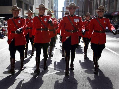 Mounties Update Uniform To Allow Navy Blue Hijabs In Bid To Attract Muslim Women To The Force