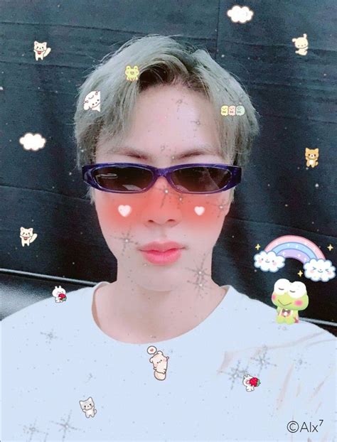 Pin By 𝔸𝕝𝕩⁷ On Jin Edits Sunglasses Women Square Sunglasses Women