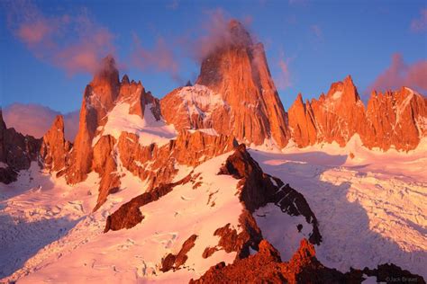Monte Fitz Roy Sunrise In El Chalten Argentina Argentina Travel Roy