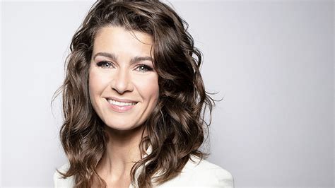 Merel westrik als dagvoorzitter boeken? Linda de Mol weet niet wat ze met Merel Westrik aan moet