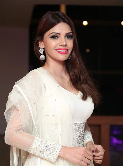 Trending newest best videos length. Kamasutra 3D actress Sherlyn Chopra is back! - Bollywood ...