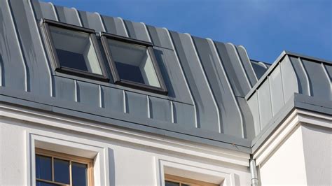 Advantages And Disadvantages Of Using Zinc Roof For Your Roofing