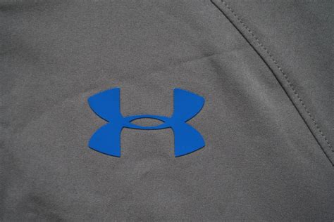 Yahooオークション Under Armour アンダーアーマー ジュニア ウイ