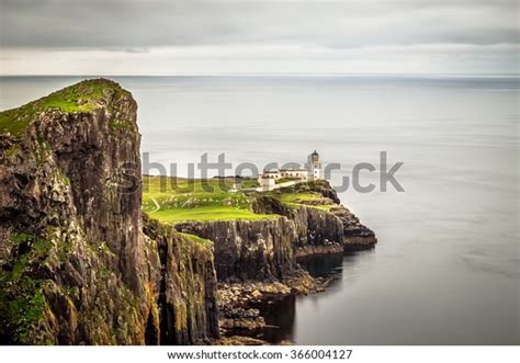 Neist Point Lighthouse Cliff Right Dramatic Stock Photo 366004127