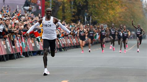 Marathon oil is an independent e&p company, based in houston. Eliud Kipchoge Breaks Two-Hour Marathon Barrier - The New York Times