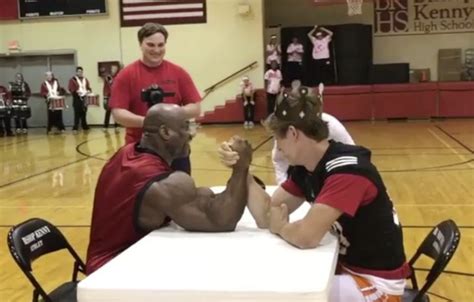 Dexter Jackson Takes On Mr Biceps In Arm Wrestling Match At Daughters