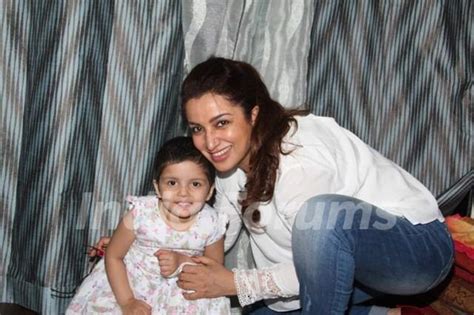 Tisca Chopra With Her Daughter Media