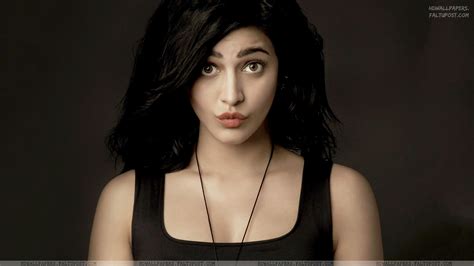 shruti haasan close face wallpapers wallpaper face wallpaper downloads