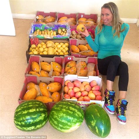 Freelee The Banana Girl Reveals Her New Years 30 Day Cleanse Daily Mail Online