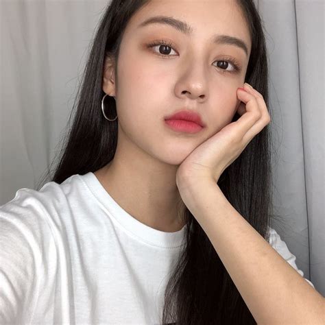 Kang min ah telah resmi bergabung dengan pemeran drama jtbc mendatang, beyond evil ! Pin by ☺️ on Kang Min-ah in 2021 | True beauty, Beauty ...