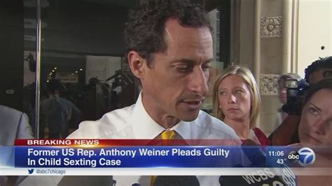 Anthony Weiner Under Investigation For Sexting Photo That Shows Son