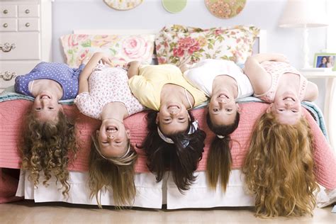 17 Sleepover Games That Are Quick Easy And Cheap