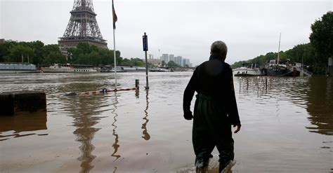 Dramatic Photos Show Impact Of Paris Flooding Huffpost