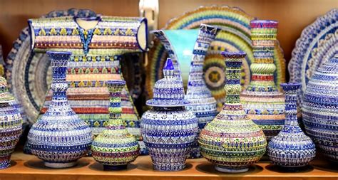Premium Photo Turkish Ceramics In Grand Bazaar Istanbul Turkey