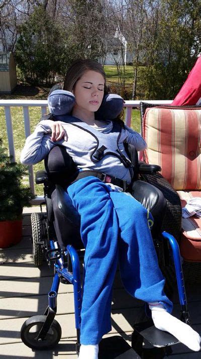 「wheel Chair Diary」おしゃれまとめの人気アイデア｜pinterest｜yüksel Ak 脳性麻痺 女性 女の子