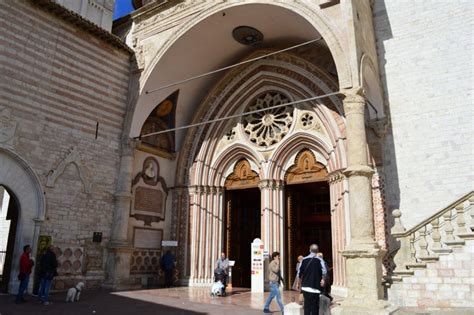 La Basilica Di San Francesco Ad Assisi Arte Svelata