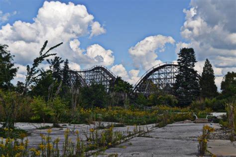 These 10 Defunct Amusement Parks Are Totally Abandoned But Are Actually