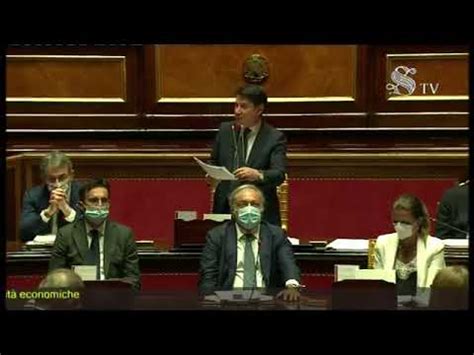 Nel 2000 riceve l'idoneità all'insegnamento e diviene così prima professore associato e poi dopo due anni ordinario di diritto privato. Coronavirus, Giuseppe Conte: Informativa al Senato - YouTube