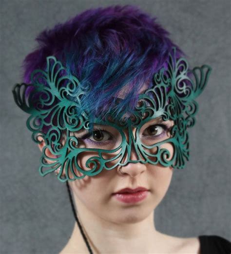 Rococo Lacy Mask In Teal Leather Por Tombanwell En Etsy Mascarilla