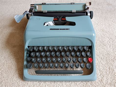 1957 Olivetti Studio 44