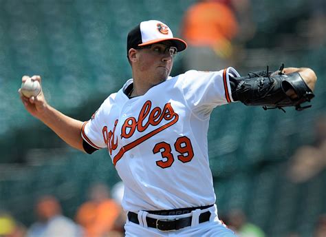 Orioles Vs Rays Nick Hundleys Home Run Helps Baltimore Split A