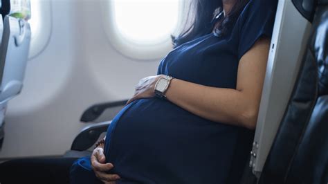 Tips On How To Stay Safe When Flying While Pregnant