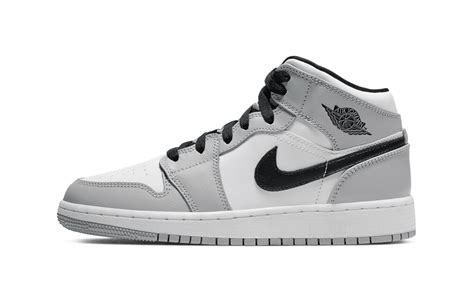 The air jordan 1 continues to have a profound impact in the sneaker world. Jordan 1 Mid Light Smoke Grey (GS) - 554725-092 - Restocks