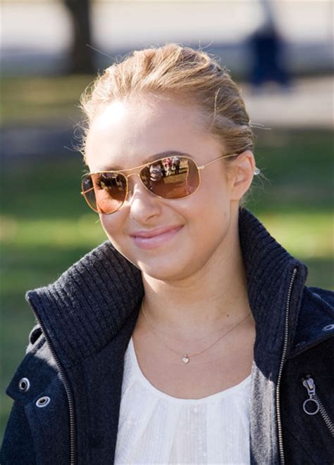 Hayden Panettiere S Sunglasses Save The Whales National Mall First Class Fashionista