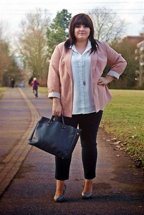 47 Fascinating Casual Work Outfits For Plus Size Women You Should Try