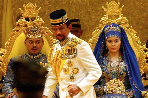 He married his second wife mariam, a former air hostess The Sultan of Brunei: The Opulent World of Hassanal ...