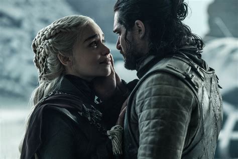 Jon Snow Daenerys Targaryen Last Scene Wallpaper Hd Tv Series 4k