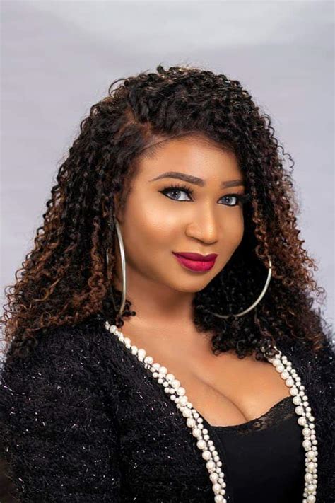 Beautiful Actress Genny Uzoma Shares Stunning New Pictures Romance