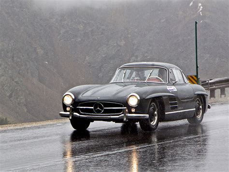 The 300 sl gullwing was crowned sports car of the century in 1999. Mercedes 300 SL Gullwing 1955 - USA | Giełda klasyków