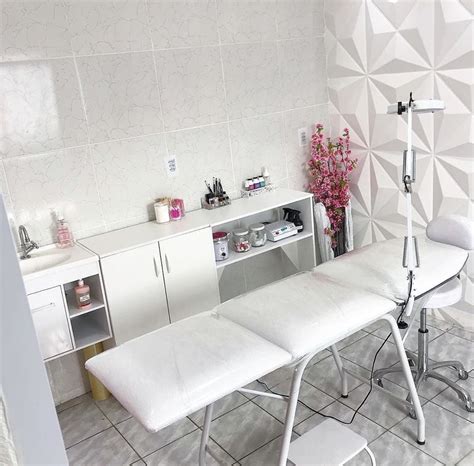 esthetician room decor esthetics room home beauty salon beauty salon decor spa interior