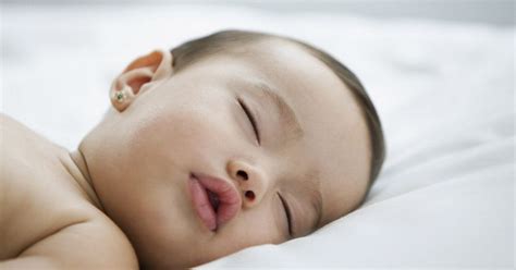 5 Brilliant Ways To Get Newborns To Sleep The Guardian