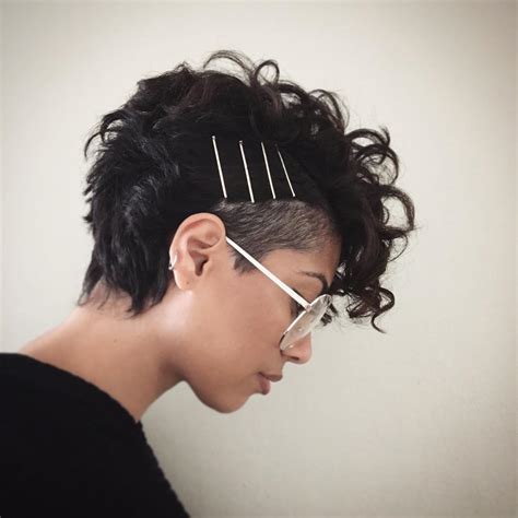 Curly short hair can look sweet, sexy, sleek, messy and always, always chic. 28 Curly Pixie Cuts That Are Perfect for Fall 2017 | Glamour