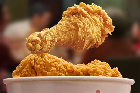 Jollibee Named Best Fried Chicken Chain In America Abs Cbn News