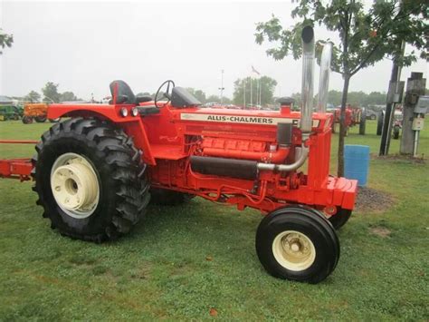 Allis Chalmers D21 Antique Tractors Old Tractors Vintage Tractors