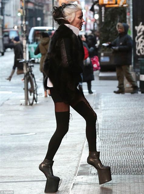 Daphne Guinness Goes For Stroll In Heel Less Platform Boots Daily