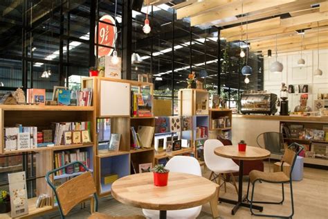 Bookstore Café With A Warm Appealing Interior
