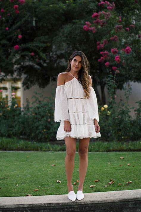 Summer Essential with Moda Operandi | Thrifts and Threads